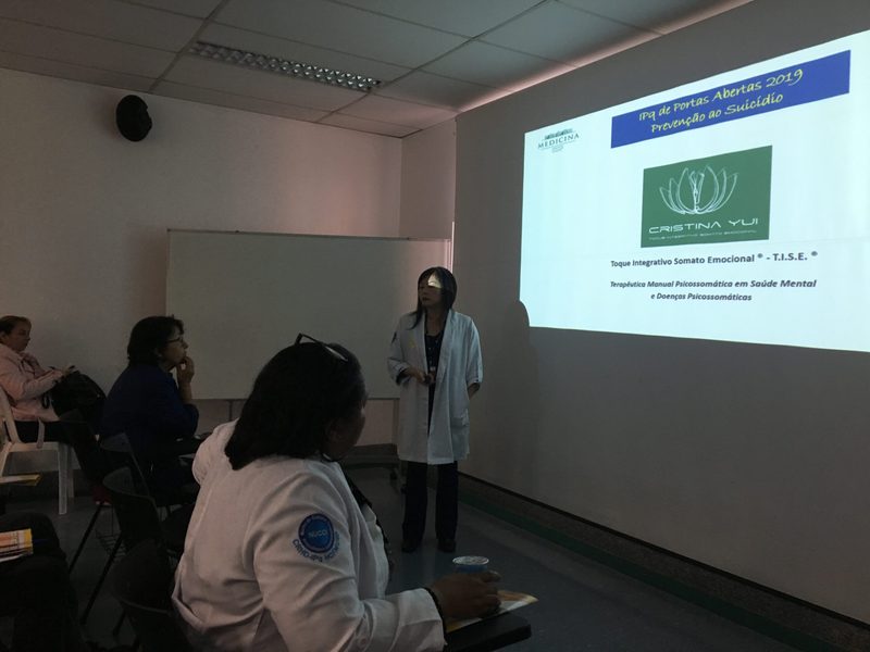 Cristina Yui em palestra no IPq de Portas Abertas